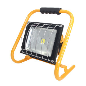 50W LED BATTERY POWERED PORTABLE FLOOD LIGHT 3250LM COOL WHITE